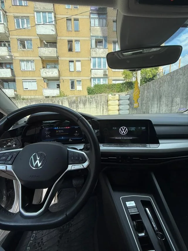 Volkswagen Golf 8